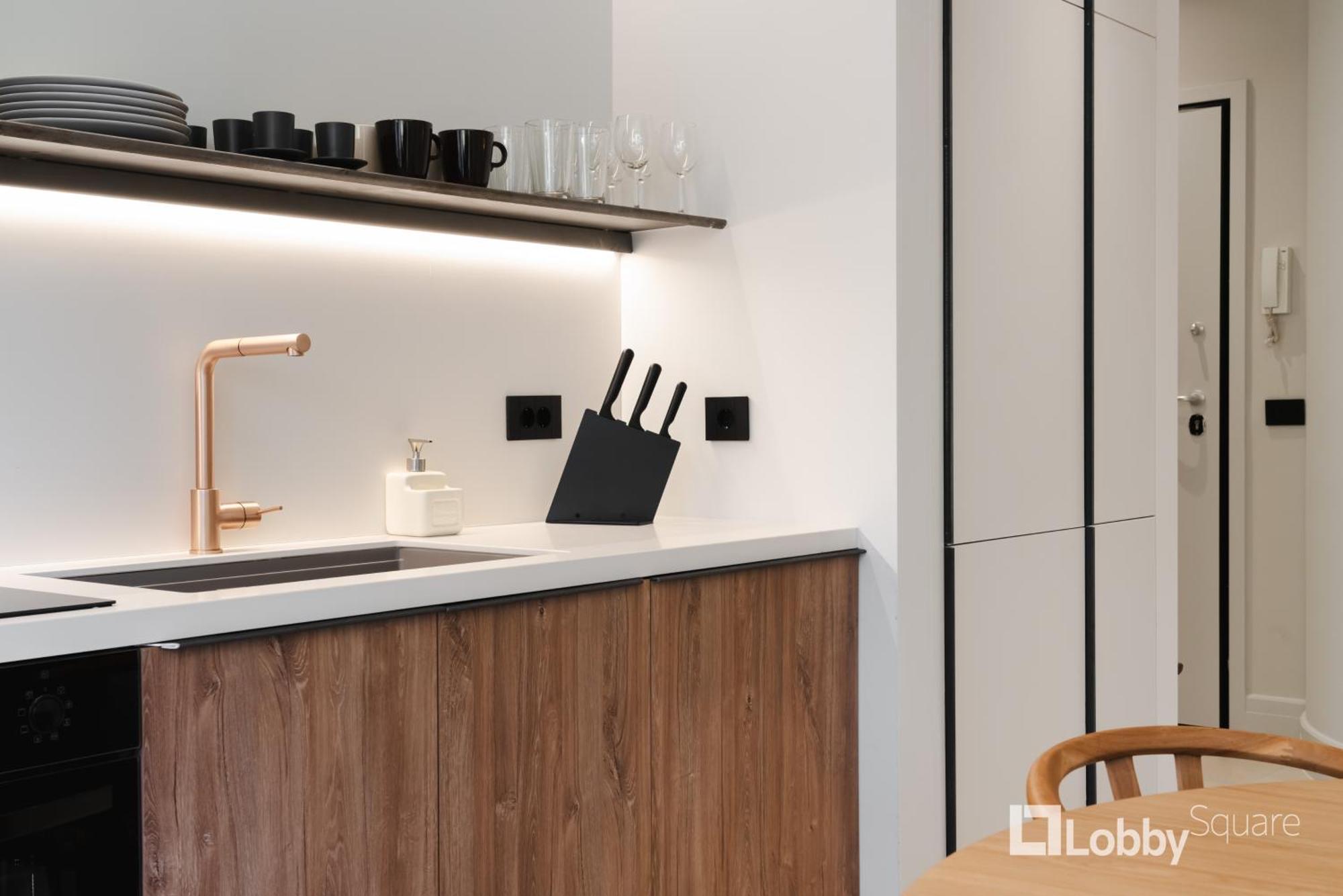 Muse Apartment By Lobbysquare Athens Ngoại thất bức ảnh