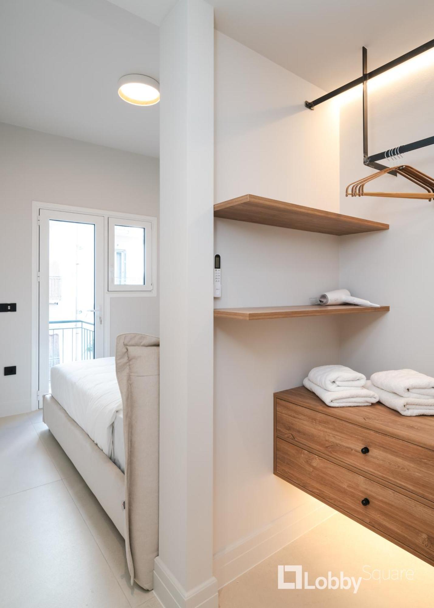 Muse Apartment By Lobbysquare Athens Ngoại thất bức ảnh