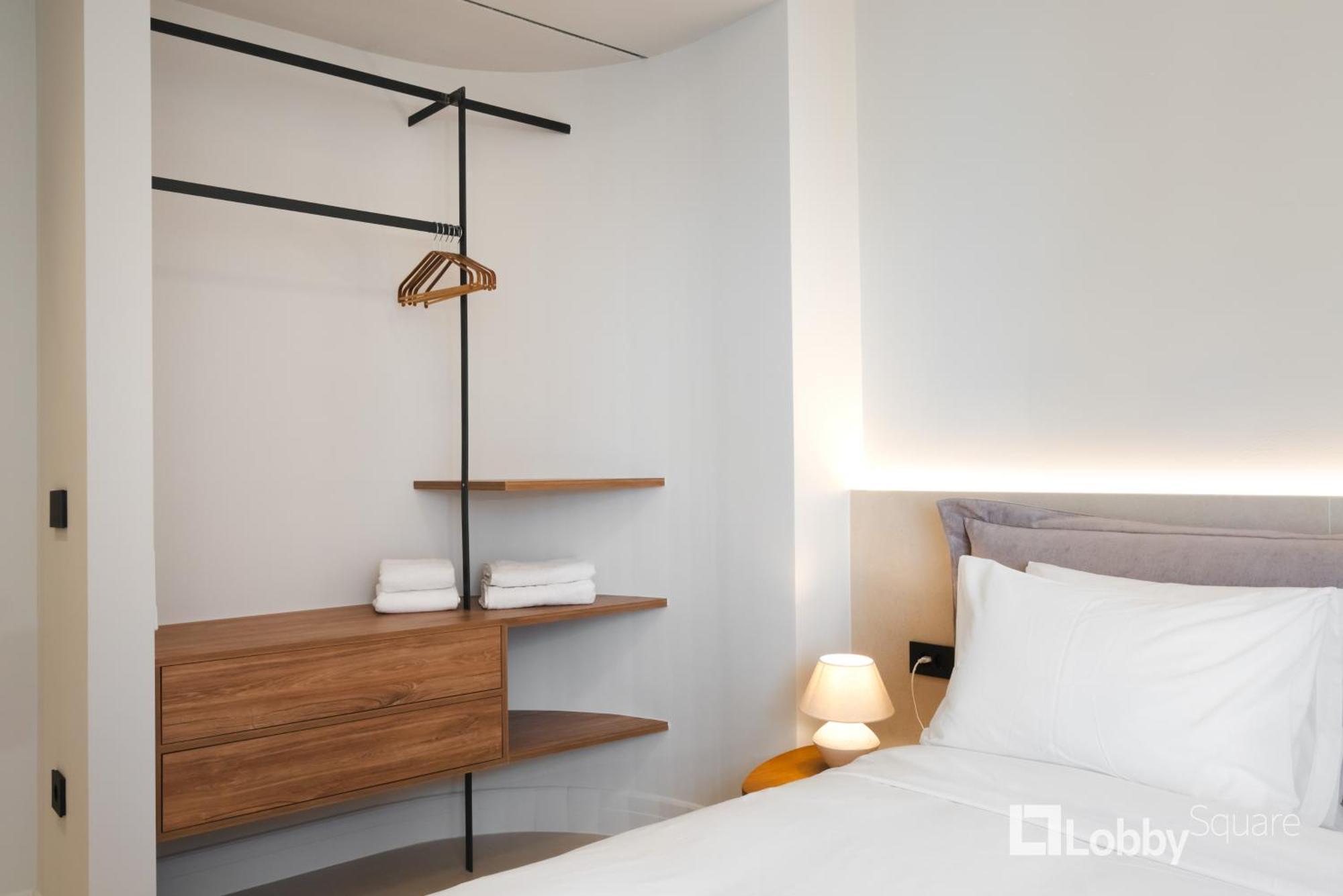 Muse Apartment By Lobbysquare Athens Ngoại thất bức ảnh