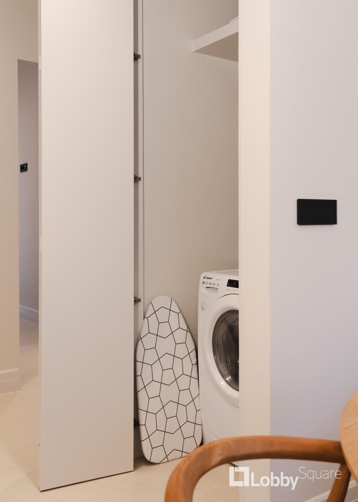 Muse Apartment By Lobbysquare Athens Ngoại thất bức ảnh